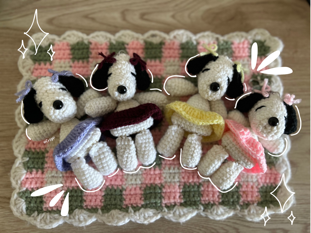 Dancing Snoopy keychains ⋆˚🐾˖°